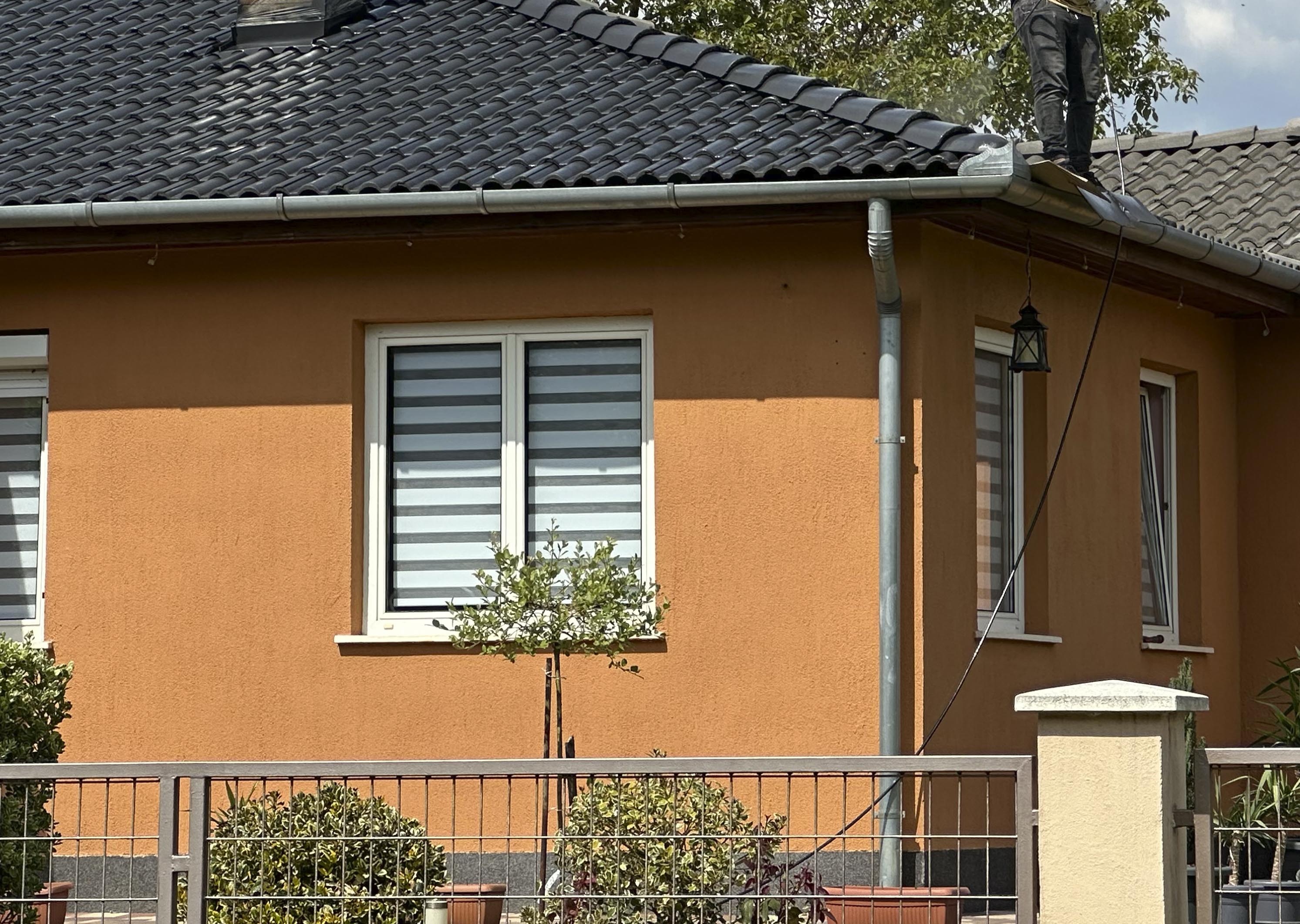 tetőtisztítás Kazincbarcika Kazincbarcikán városában magasnyomású mosóval