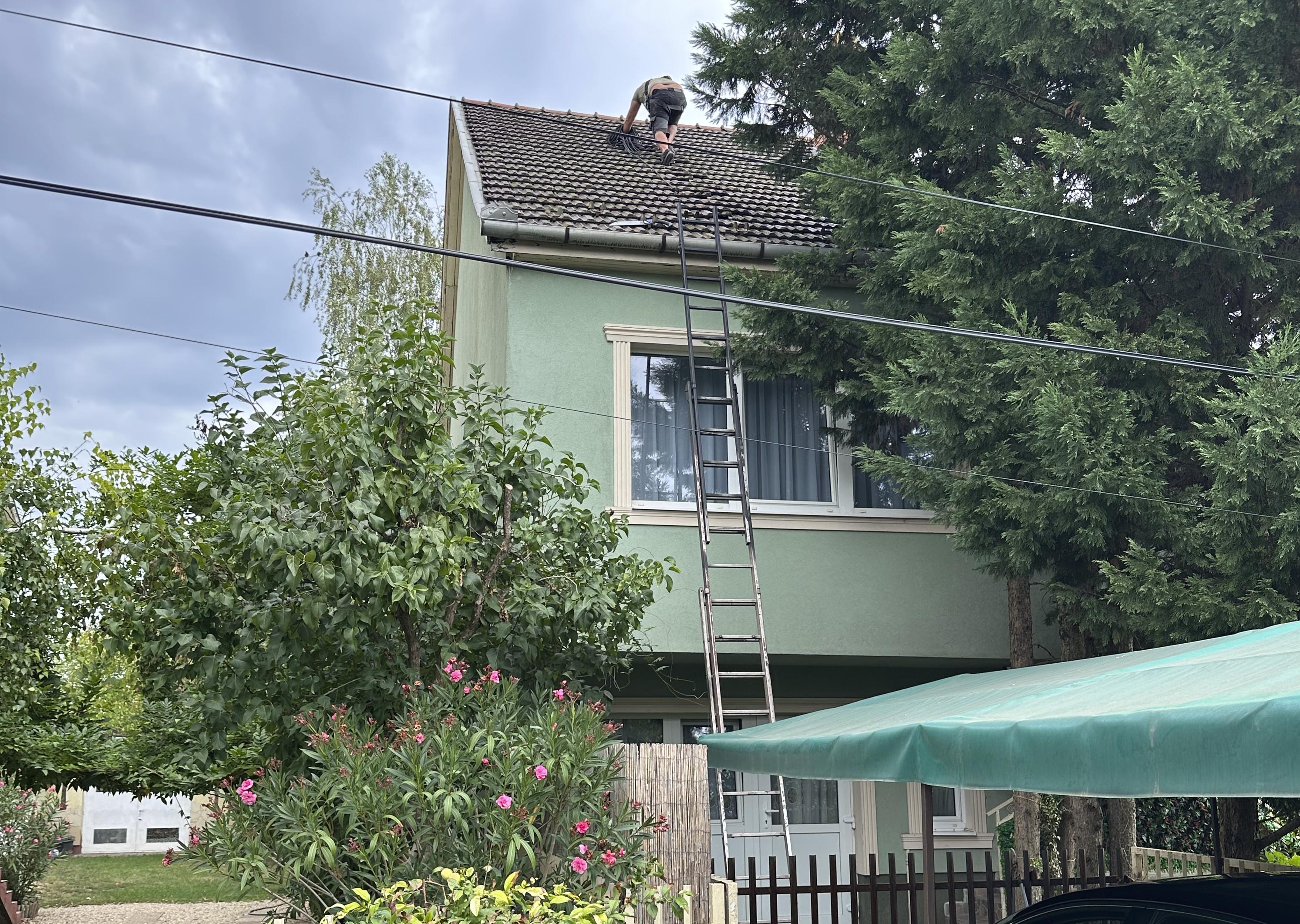 Professzionális tetőtisztítás Szigetvár tetőtisztítás Szigetvár Szigetvár városában magasnyomású mosóval